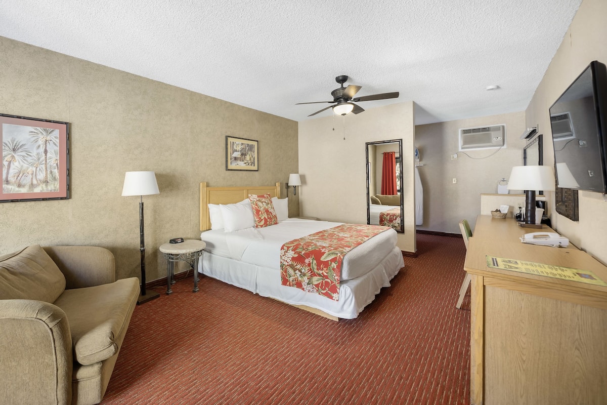 In-room safe, desk, laptop workspace, iron/ironing board