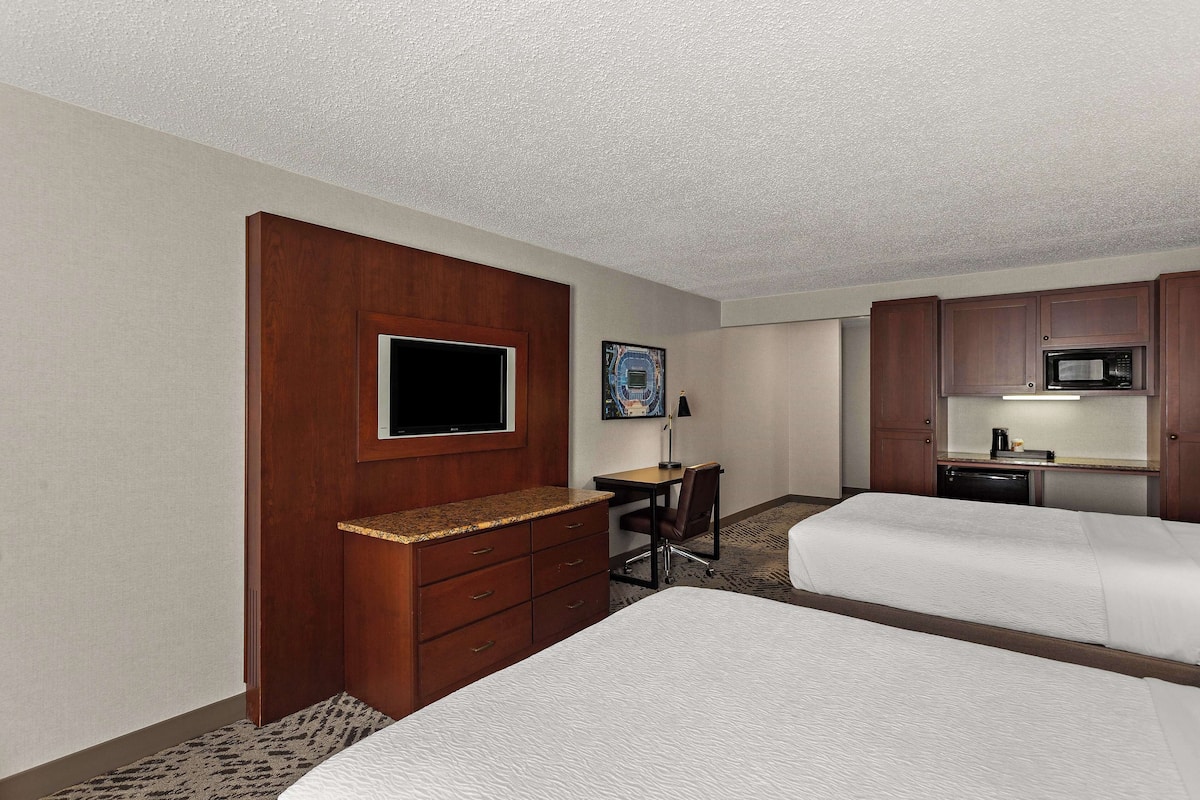 Blackout curtains, iron/ironing board, free WiFi, bed sheets