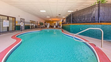 Indendørs pool
