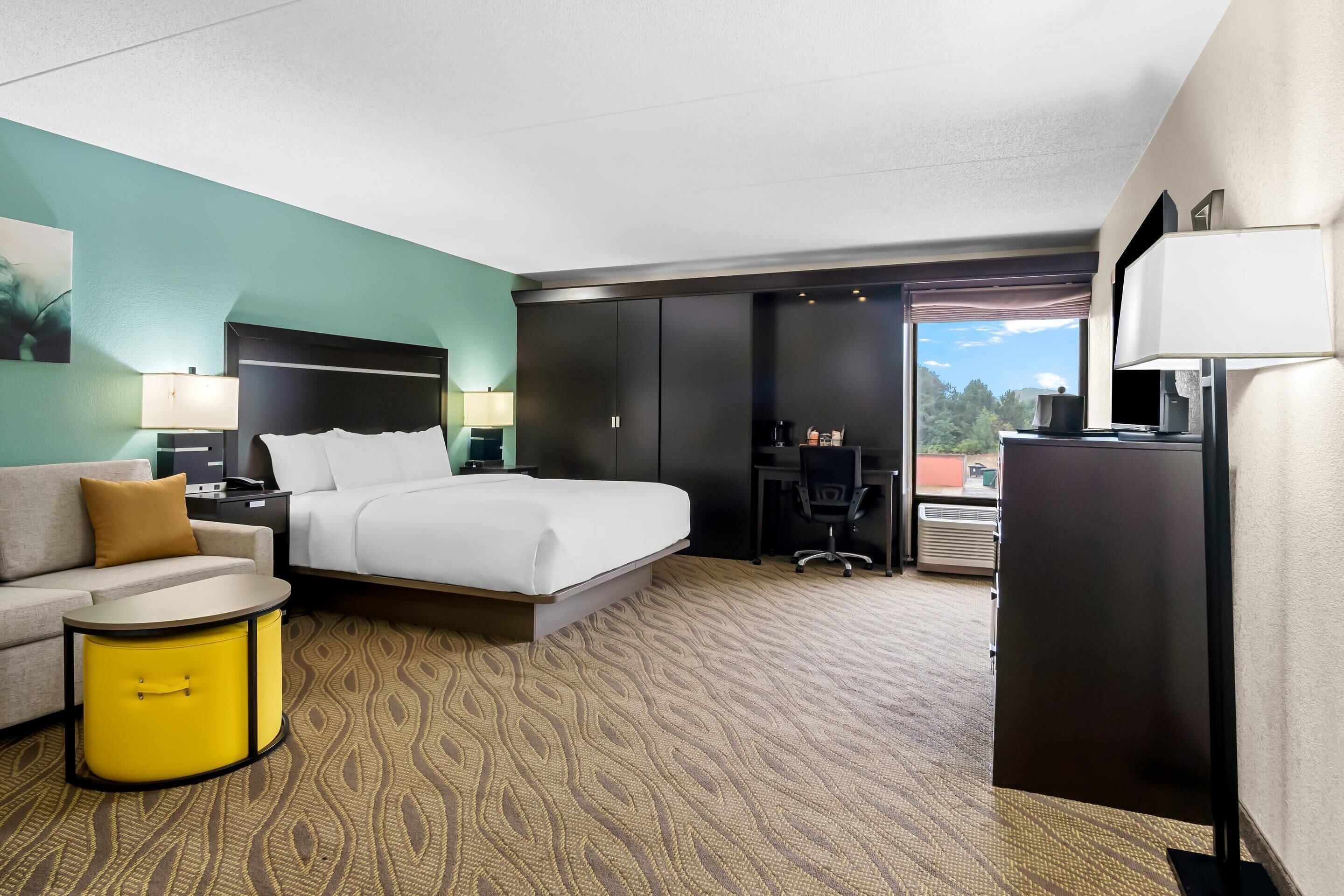 desk, iron/ironing board, free cots/infant beds, free wifi