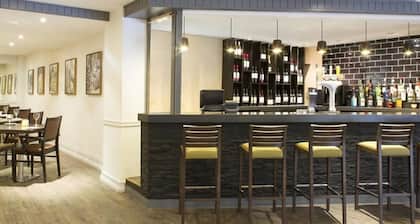 Epping Forest Hotel