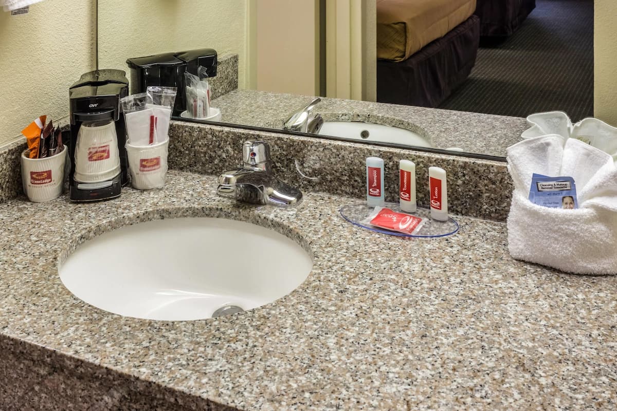 Chambre Standard, 2 lits doubles, non-fumeurs | Literie de qualité supérieure, bureau