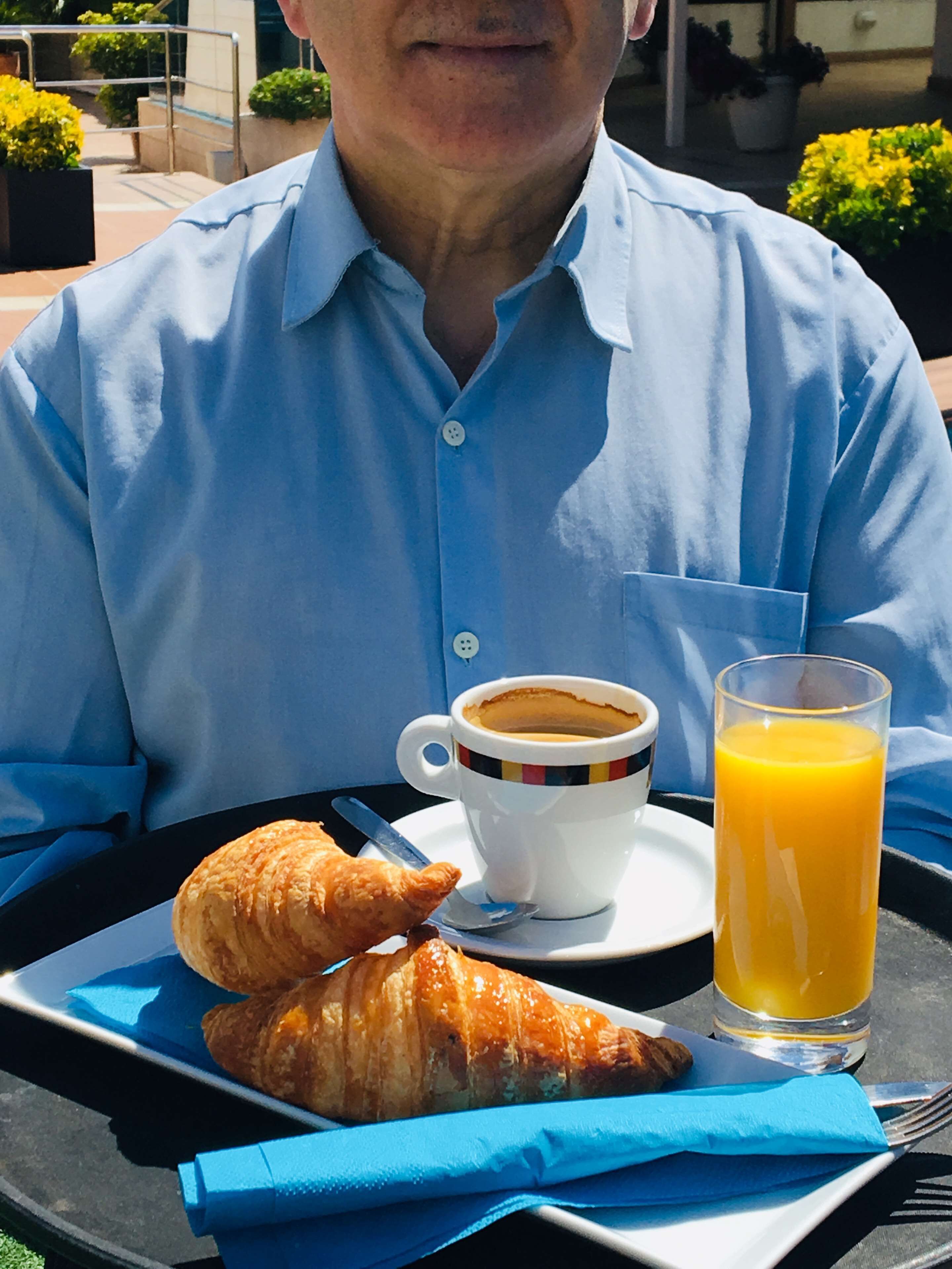 daily buffet breakfast (eur 13 per person)