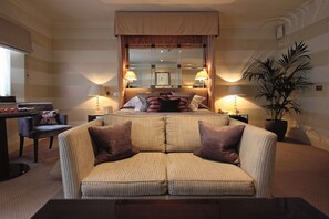 Junior Suite (Garden) | Egyptian cotton sheets, premium bedding, down comforters, pillowtop beds