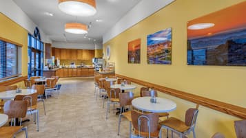Desayuno continental incluido todos los días