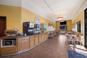 Free daily continental breakfast 