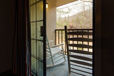 Sidney James Mountain Lodge - Image 55