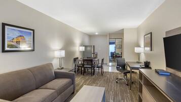 Suite, Multiple Beds, Non Smoking, Kitchenette (with Sofabed) | In-room safe, desk, laptop workspace, blackout drapes