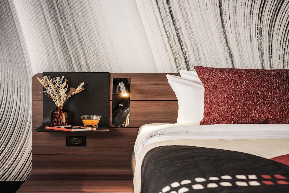 1 quarto, roupas de cama premium, cofres nos quartos, escrivaninha