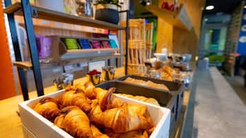Daily buffet breakfast for a fee