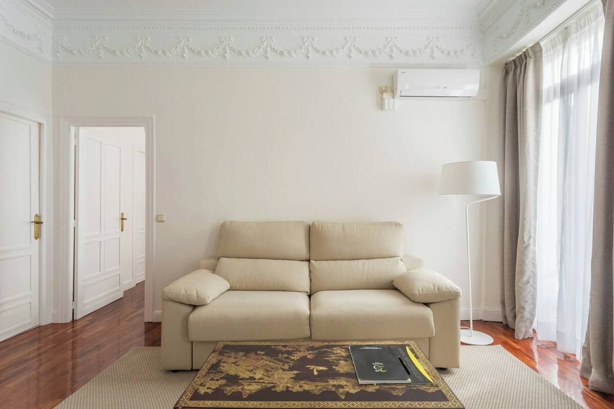 Superior-Apartment
