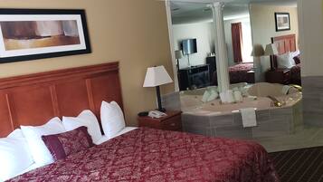 Habitación estándar, 2 camas Queen size, para no fumadores | Tina de hidromasaje privada