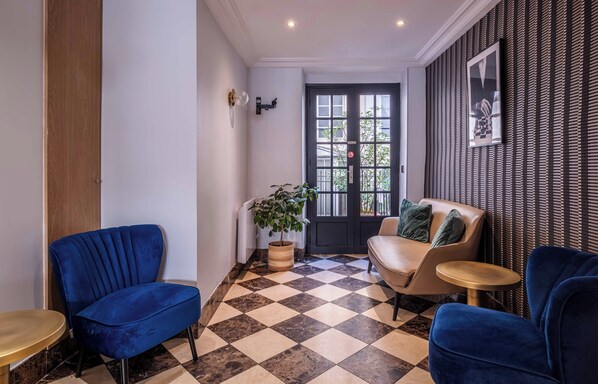 Reception - Hotel Marena (Paris)