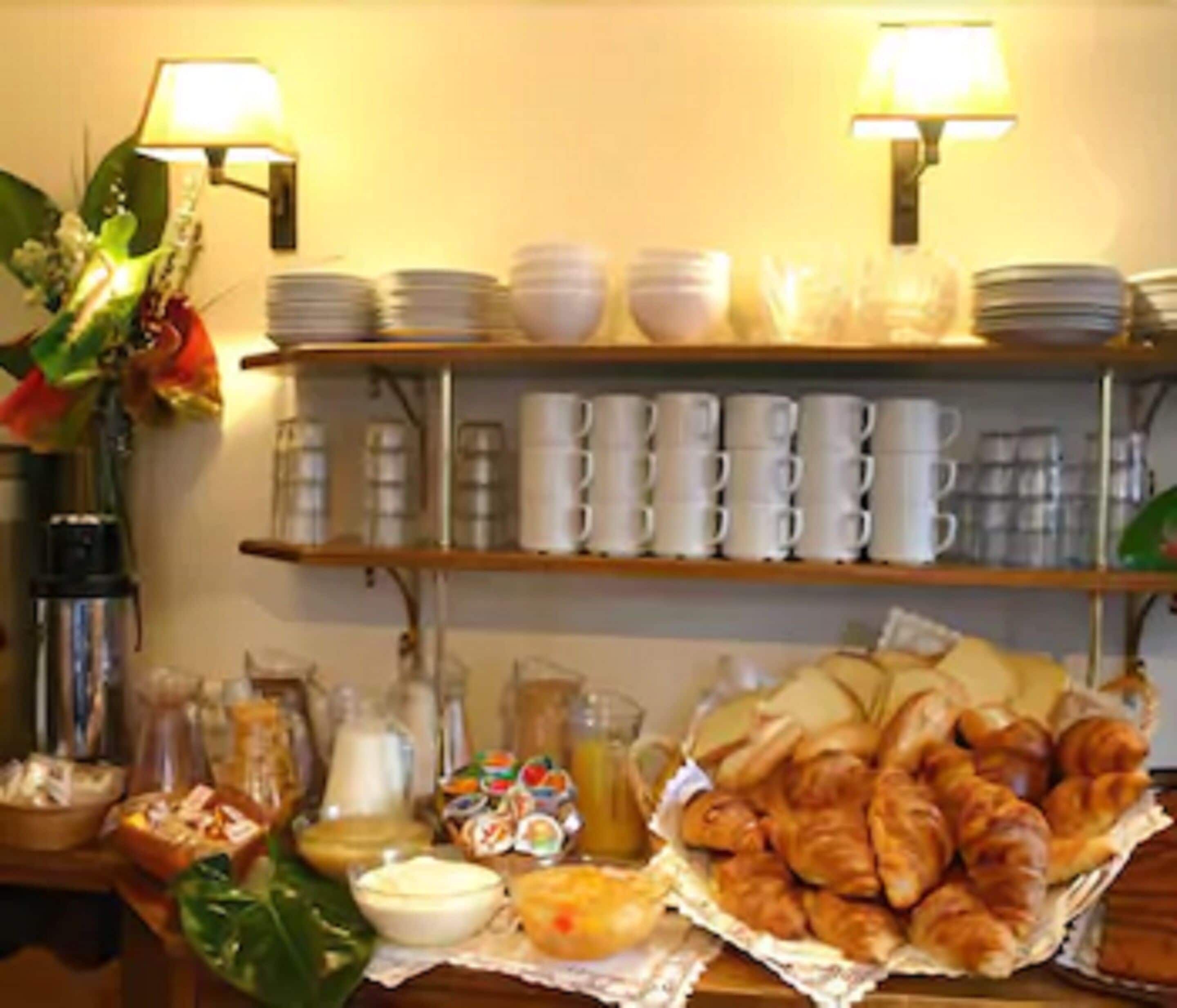 daily continental breakfast (eur 14.00 per person)