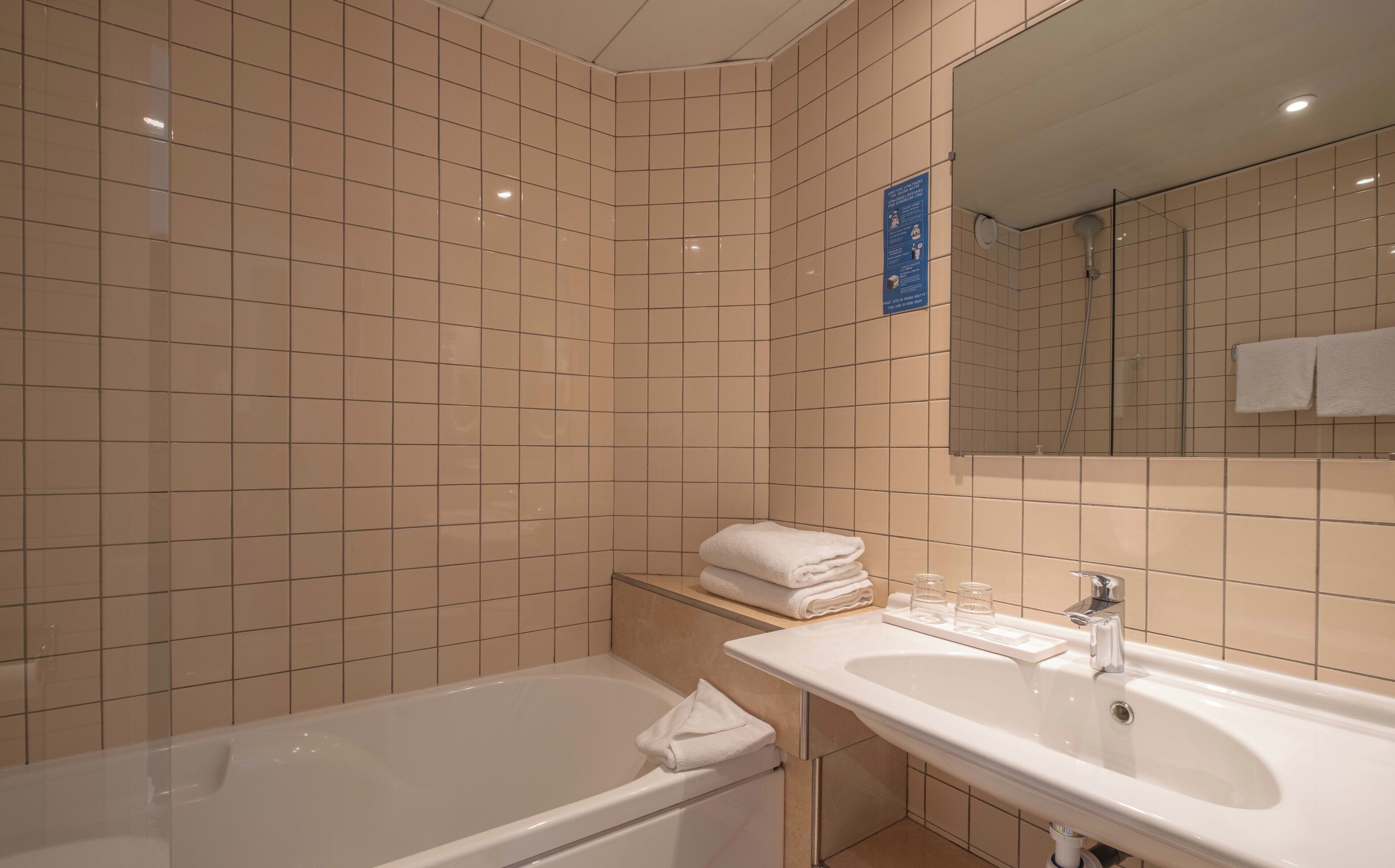 comfort double room | bathroom | free toiletries, hair dryer, towels