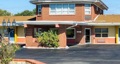 Meadow Acres Inn