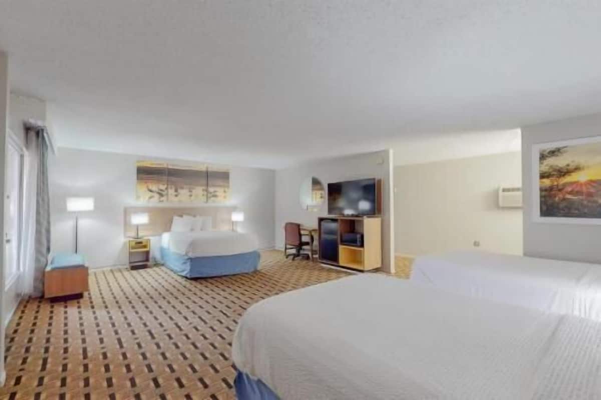 Desk, iron/ironing board, free cribs/infant beds, free WiFi