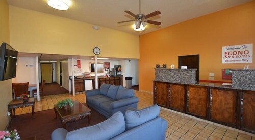 Econo Inn and Suites