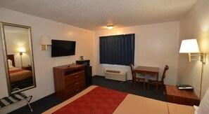 View from room - Econo Inn and Suites (Oklahoma City)