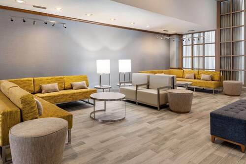 Hotel Milwaukee Airport