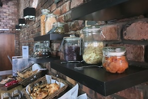 뷔페 아침 식사