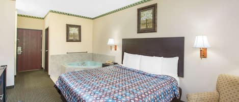 Bureau, rideaux occultants, fer et planche à repasser