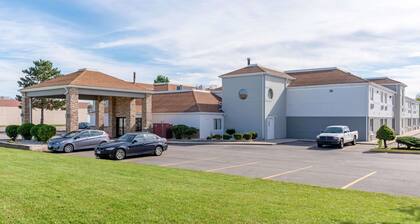 Quality Inn Fairborn near Wright Patterson AFB