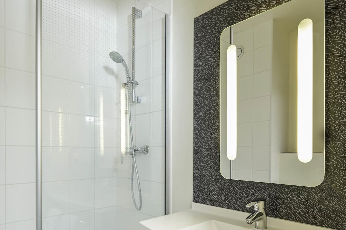 Premium bedding, pillowtop beds, in-room safe, individually furnished