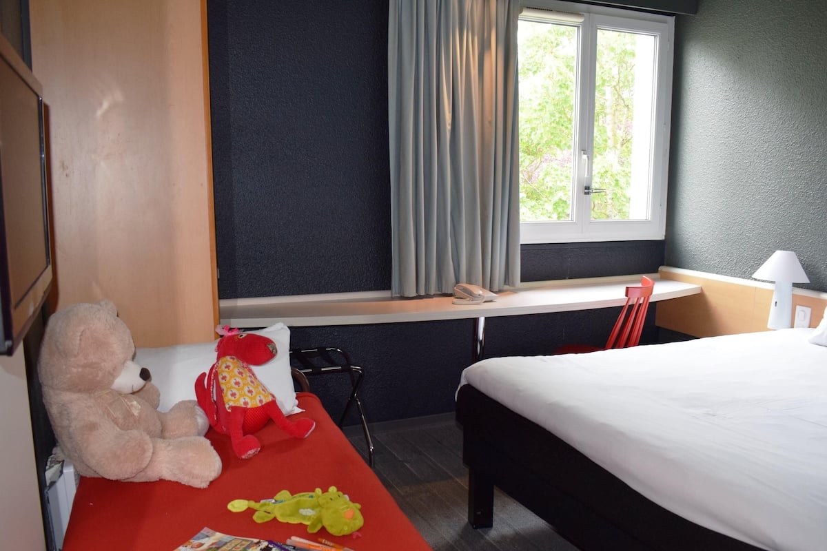 Standard Double Room, Multiple Beds | Premium bedding, pillow-top beds, in-room safe, individually furnished