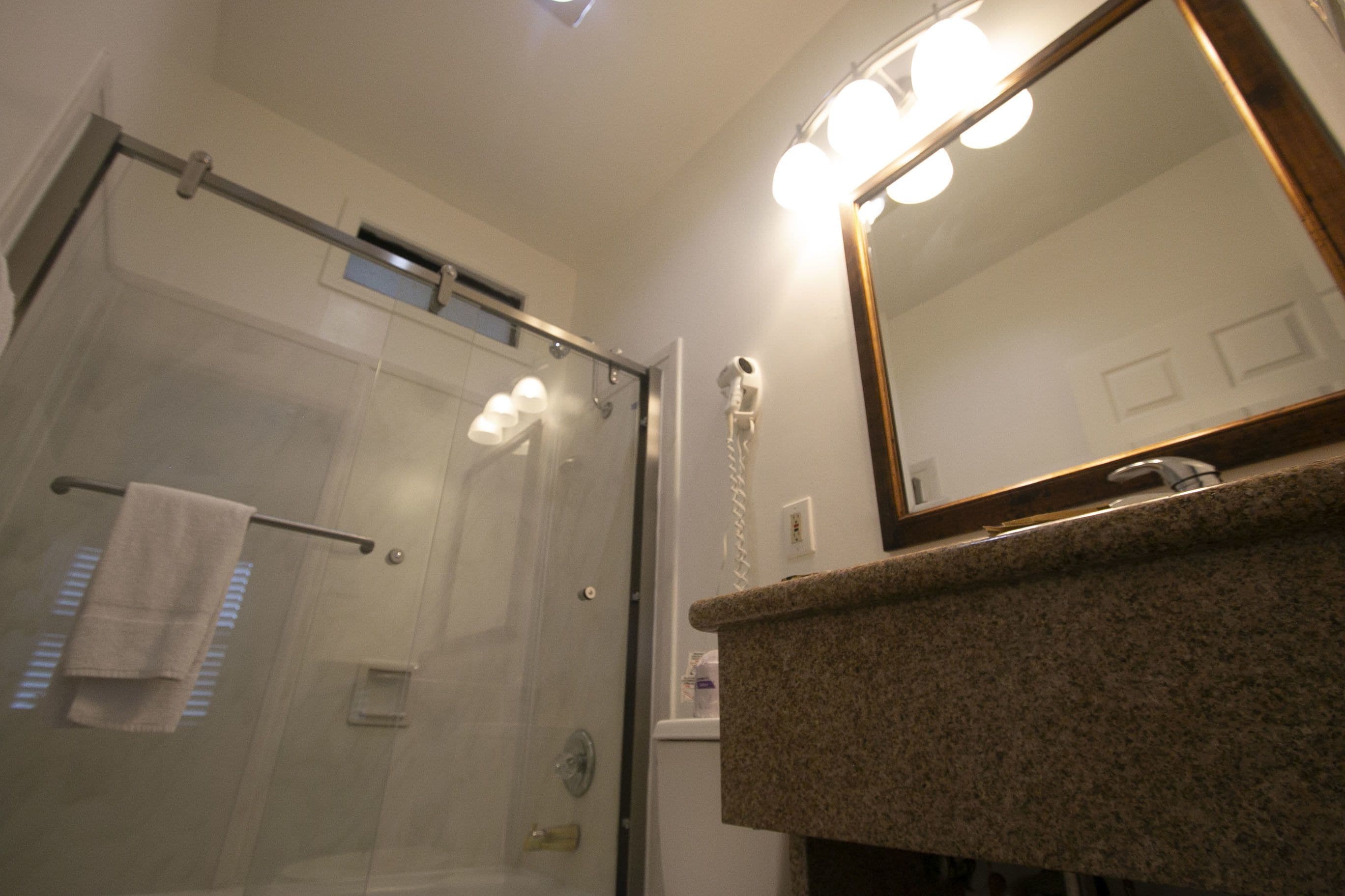 Photo - Alpha Inn and Suites