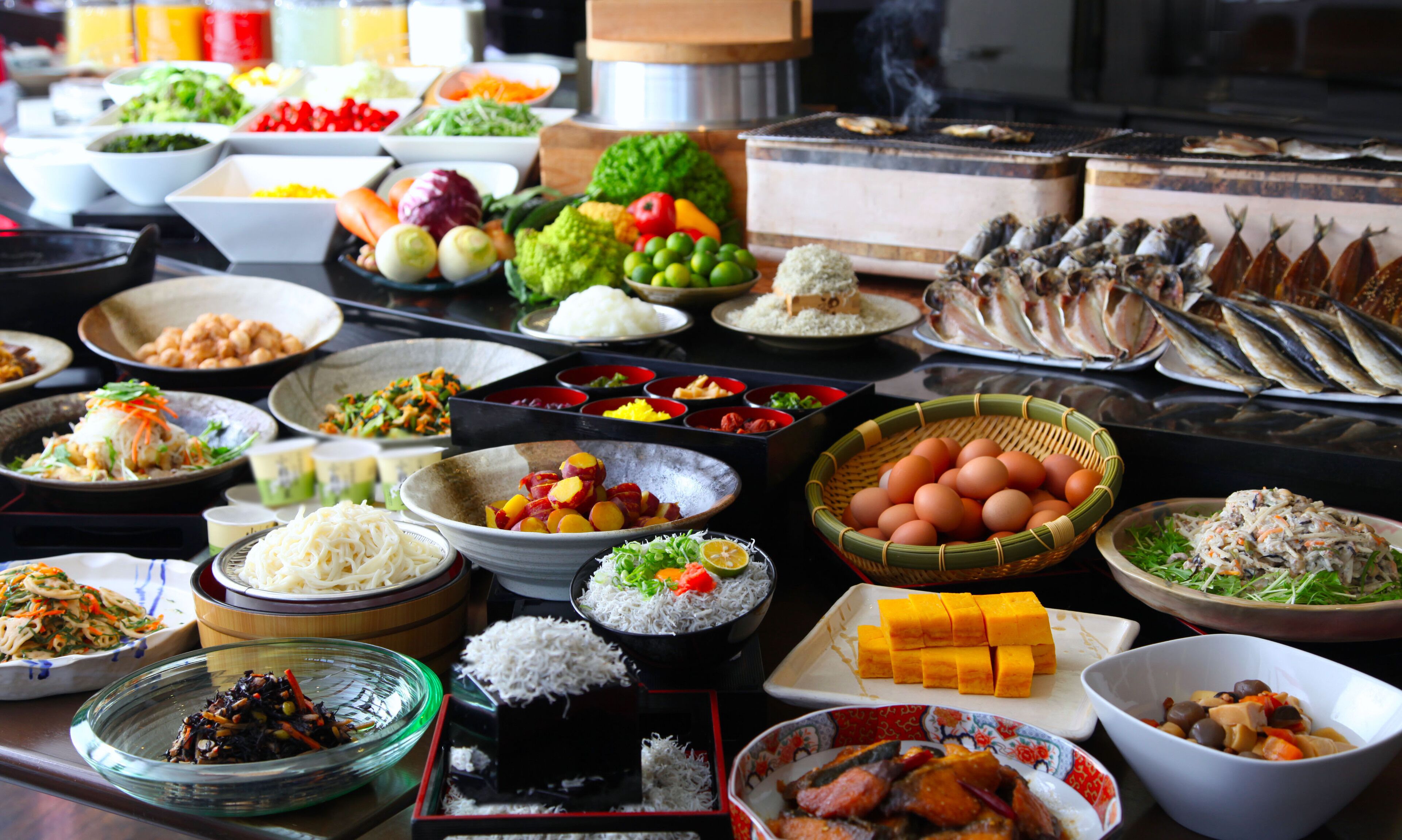 Tägliches Frühstücksbuffet (2700 JPY pro Person)