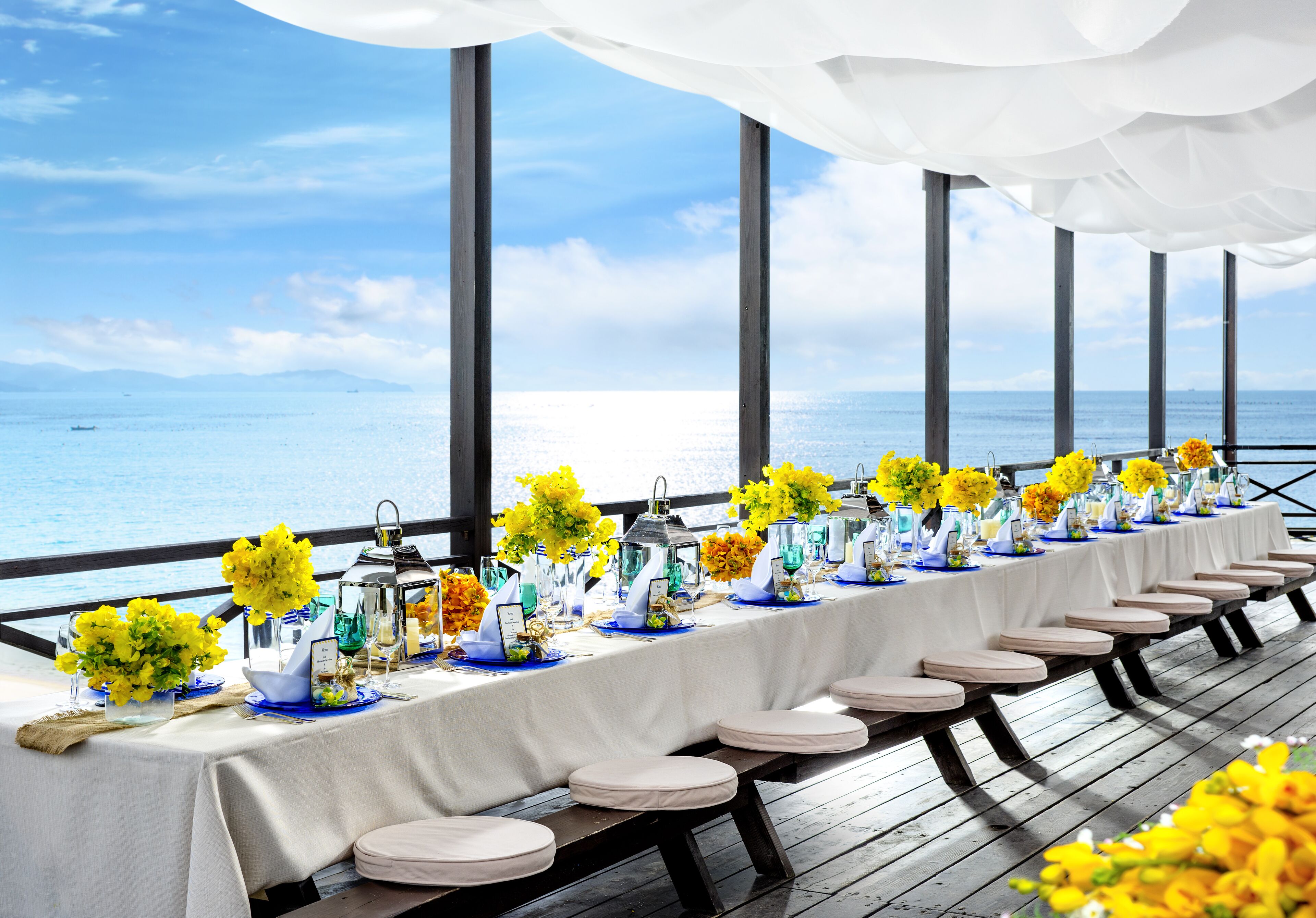 outdoor banquet area