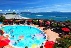 Piscina a l'aire lliure