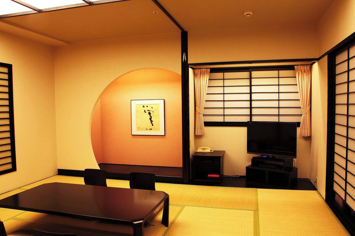 Japanese Superior, Main Tower,  Non-Smoking, 44sqm | Premium bedding, in-room safe, blackout drapes, WiFi (free)