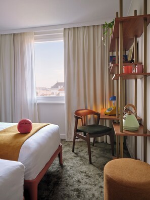 Medium Twin room | Coin séjour