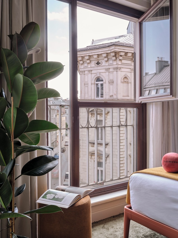 Medium Room | Desk, laptop workspace, blackout curtains, free WiFi - Max Brown Hotel 5th District, part of Sircle Collection (Vienna)