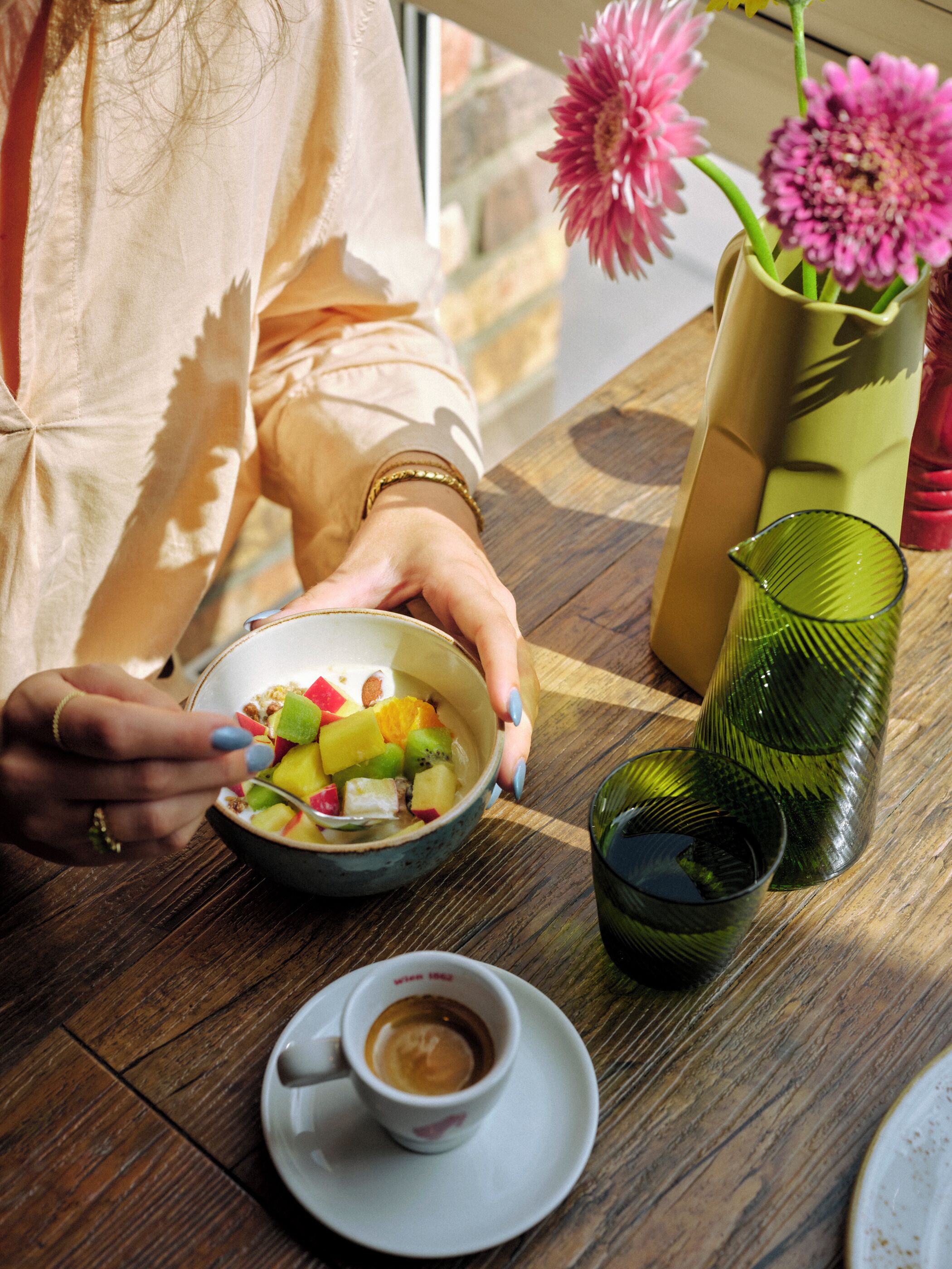 daily buffet breakfast (eur 24 per person)