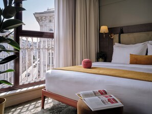 Medium Room | Desk, laptop workspace, blackout curtains, free WiFi - Max Brown Hotel 5th District, part of Sircle Collection (Vienna)
