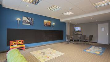 Children’s play area – indoor