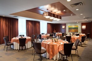 Banquet hall - The Listel Hotel Vancouver (Vancouver)