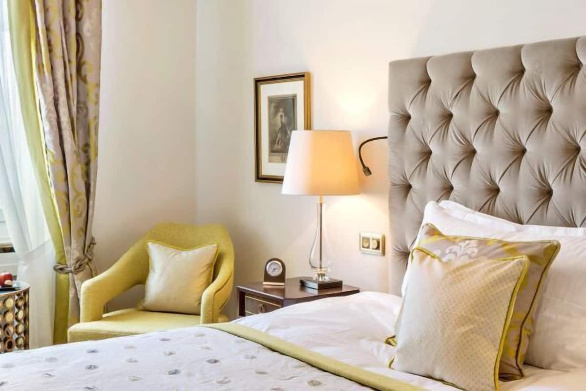 Premium bedding, minibar, in-room safe, individually decorated