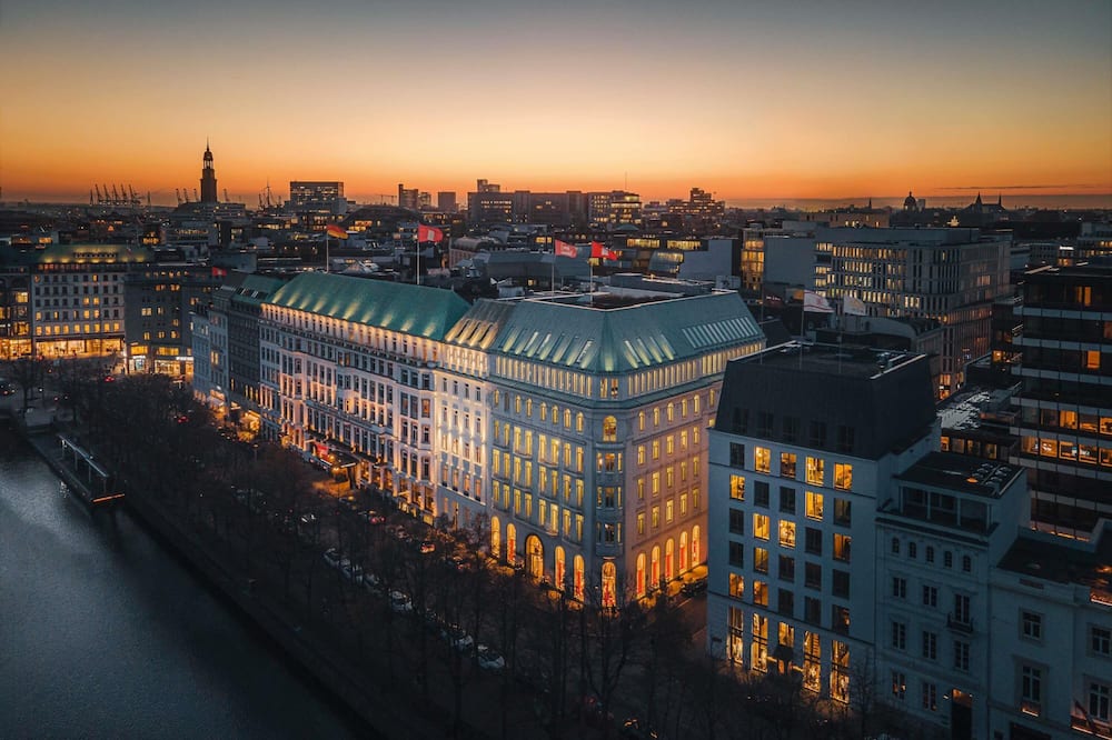 Fairmont Hotel Vier Jahreszeiten Hamburg