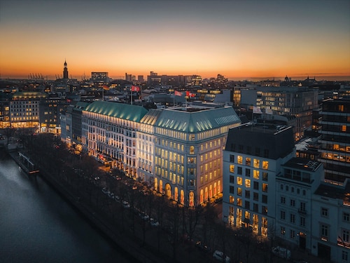 Fairmont Hotel Vier Jahreszeiten Hamburg