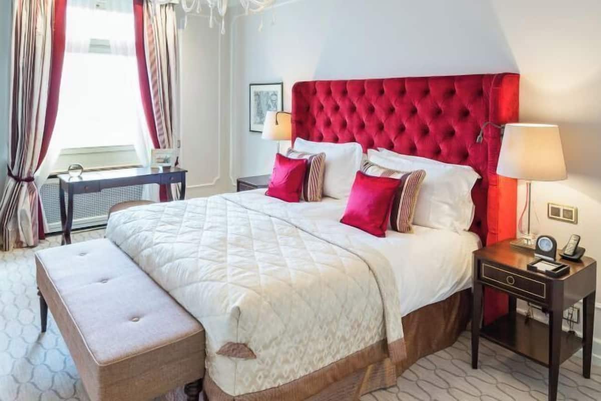 Premium bedding, minibar, in-room safe, individually decorated