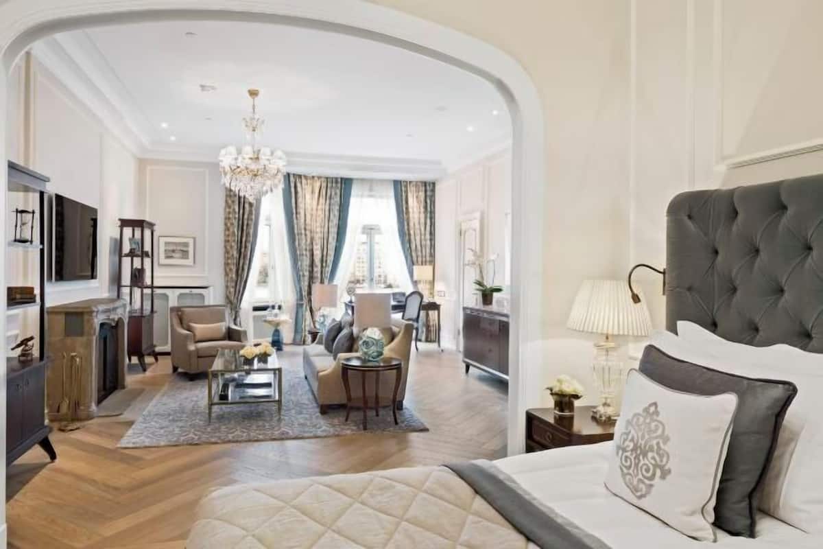 Premium bedding, minibar, in-room safe, individually decorated