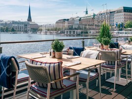 8 restaurants, breakfast, lunch, dinner served; French cuisine