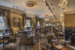 Daily cooked-to-order breakfast for a fee - The Three Swans Hotel, Market Harborough, Leicestershire (Market Harborough)