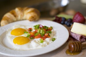 Ferdiglaget frokost hver dag (mot et tillegg)