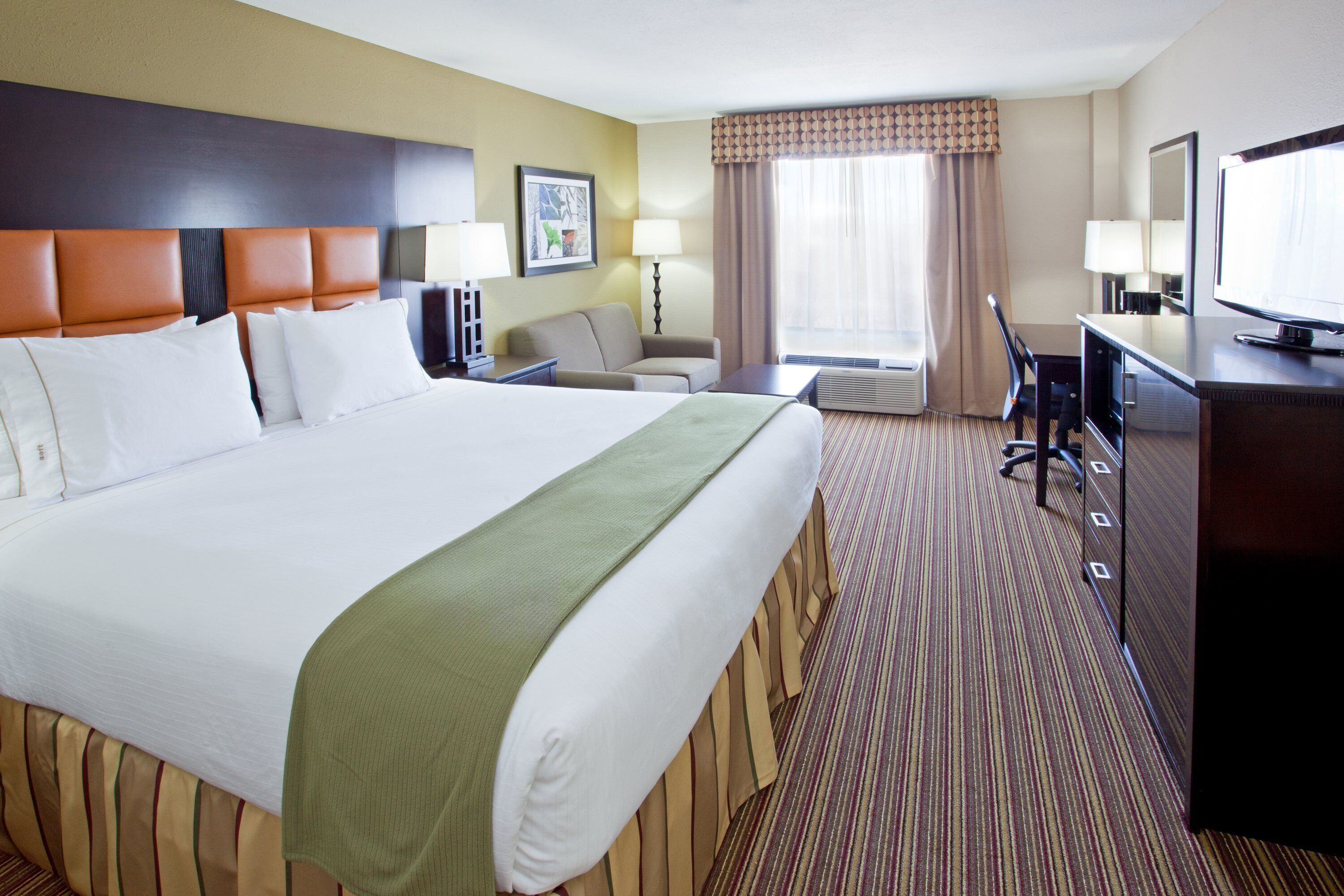 In-room safe, desk, laptop workspace, iron/ironing board