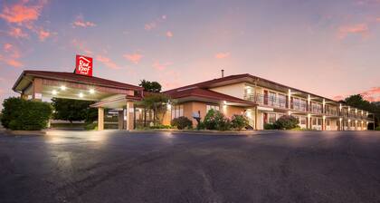 Red Roof Inn Shelbyville